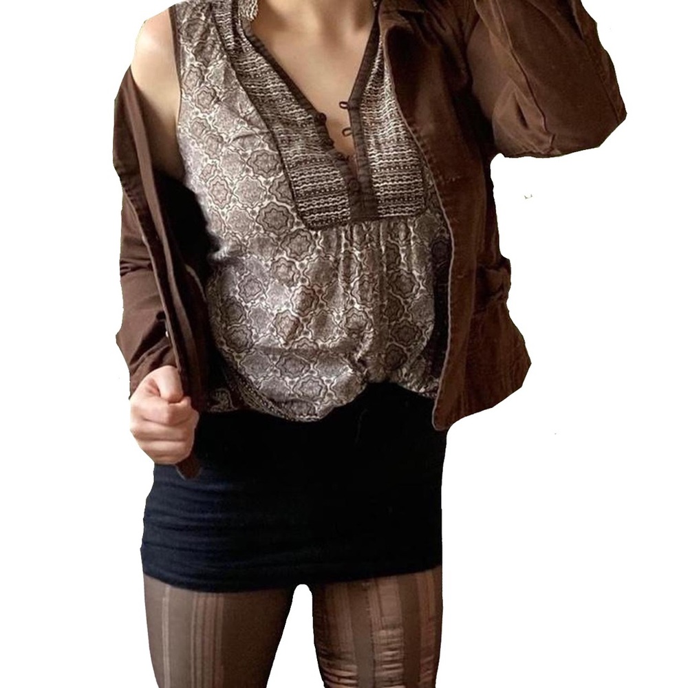 Y2K brwn + wht patterned & collared tank